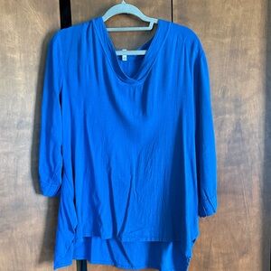 Elegant Blue Women's Tunic Top